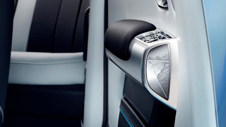  Rolls-Royce Phantom Drophead Coupe Waterspeed Collection 2014 года  (фото 6 из 8)